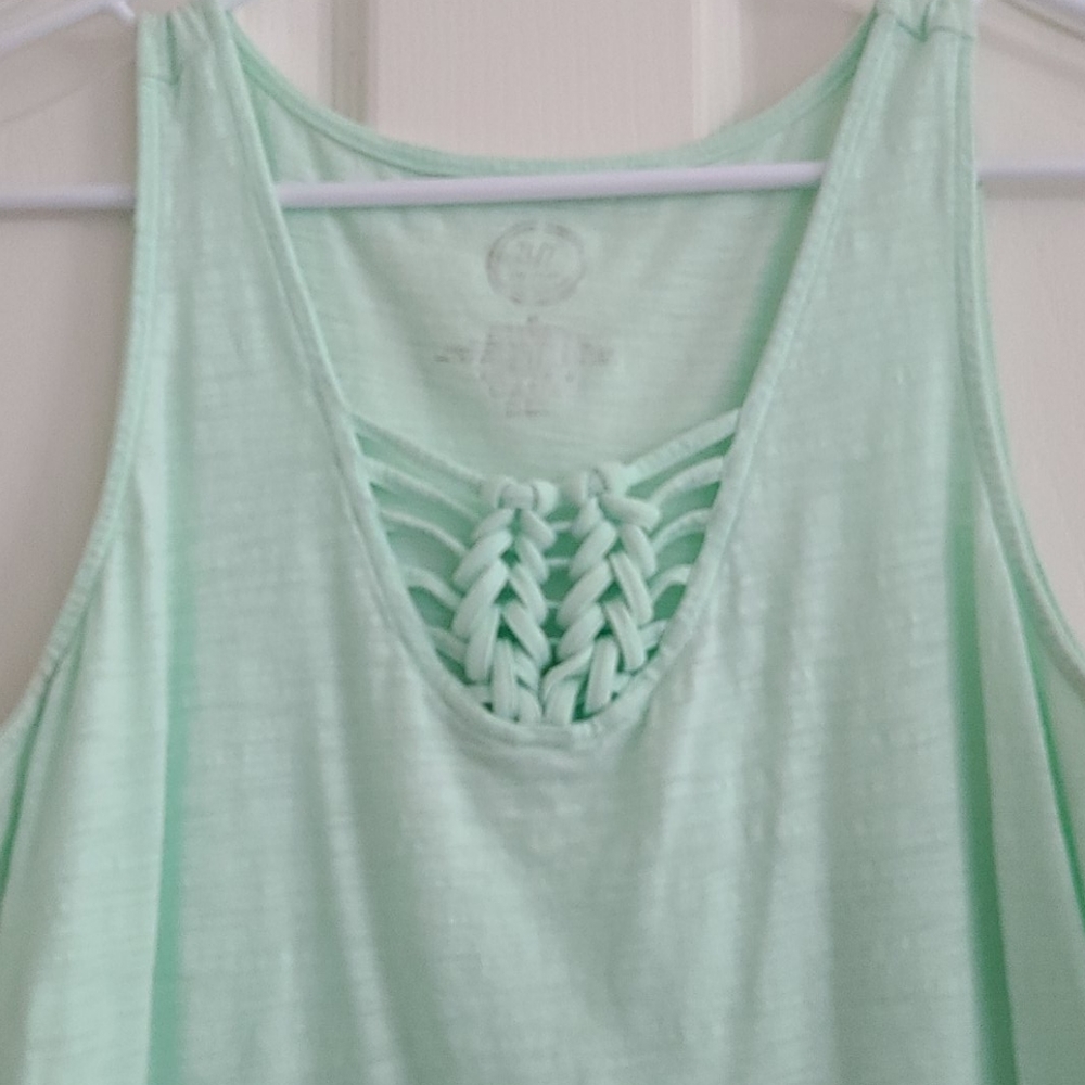 Mint Green Tank - Picture 2 of 3